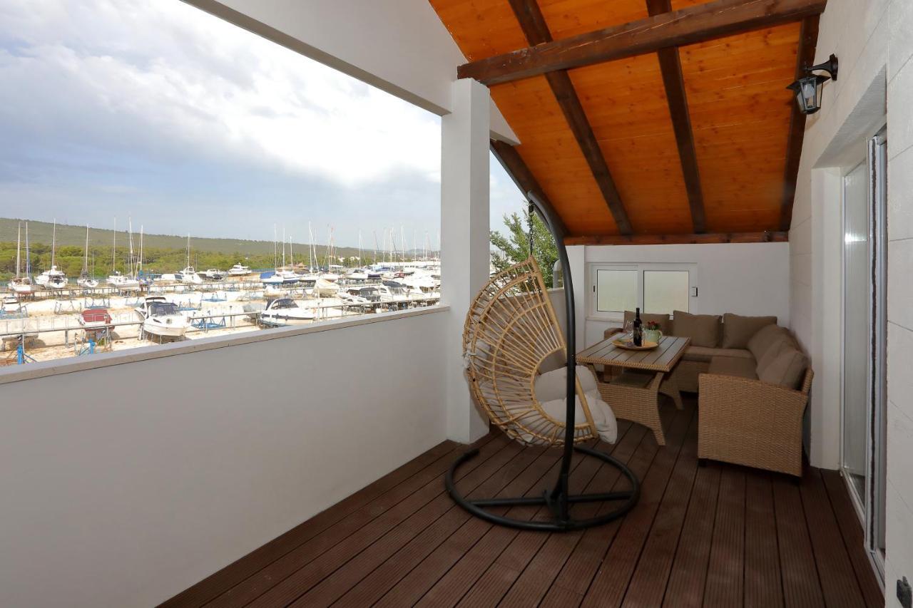 Luxury Apartments Monika Near The Sea With Private Parking Bibinje Esterno foto